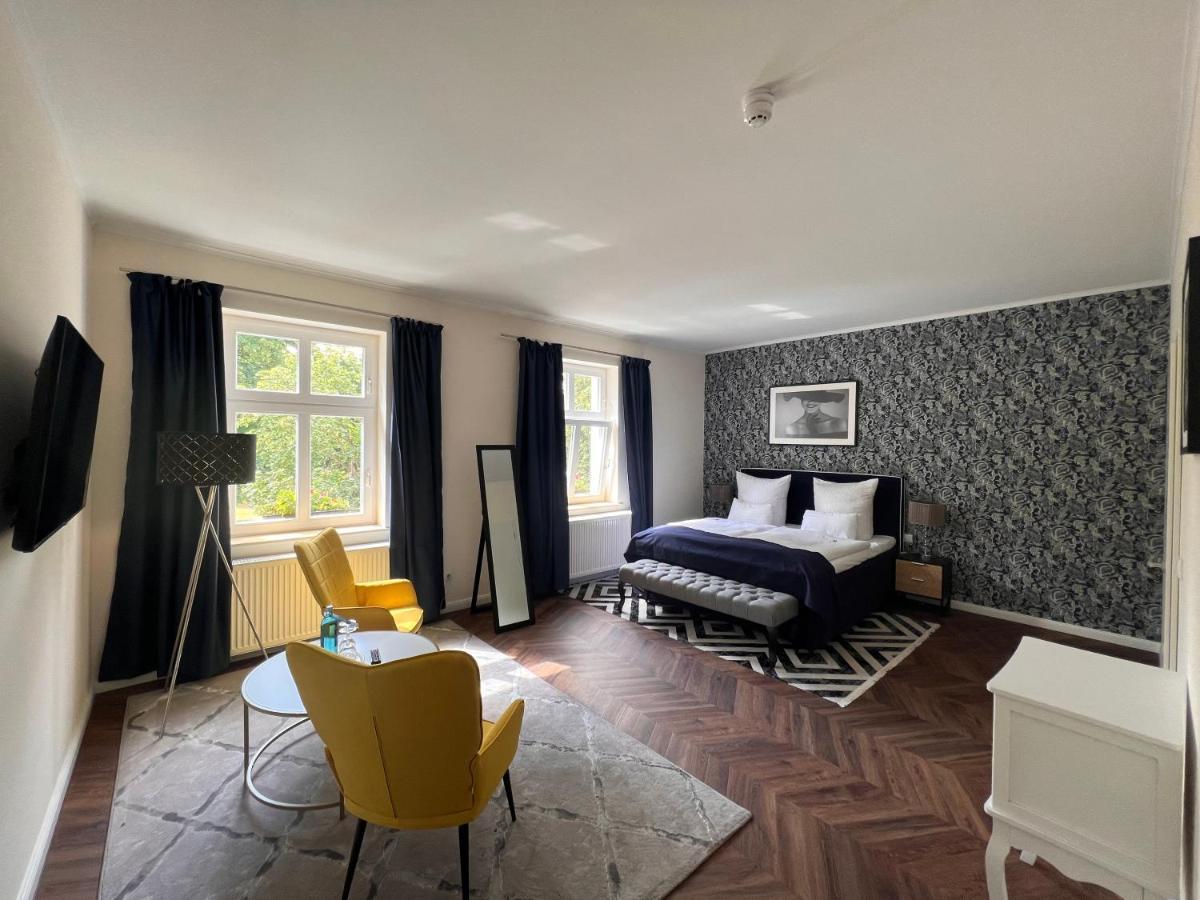 Schlosshotel Rheinsberg Extérieur photo